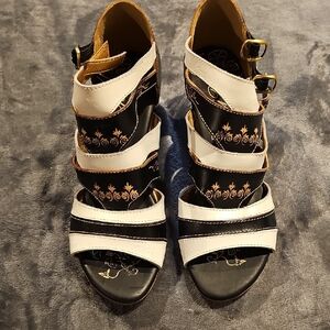 Elegant Black and White Leather Women's Wedges